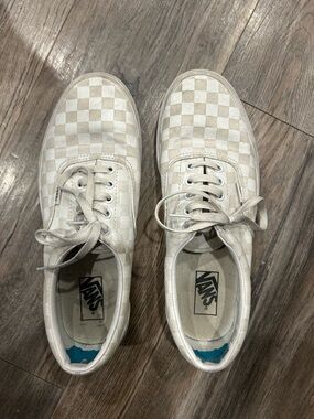 Vans Men’s White Checkerboard Lace-Up Sneakers